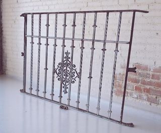 Juego de rejas de hierro forjado