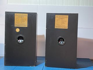 Altavoces Wharfedale E30