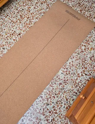Esterilla yoga de corcho (Prozis)