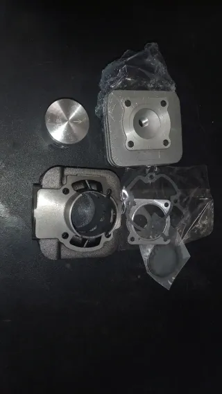 Cilindro Piaggio 47mm con pistone e guarnizioni