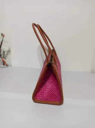 Bolso rafia hombro marrón y rosa