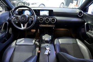 Mercedes Clase A MERCEDES-BENZ  A 180 d