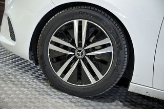 Mercedes Clase A MERCEDES-BENZ  A 180 d