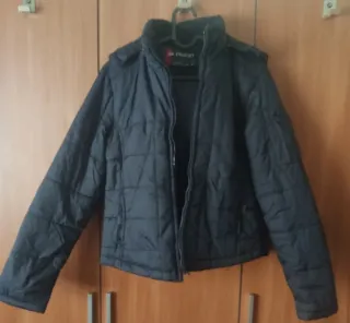 Cazadora con capucha azul Talla S