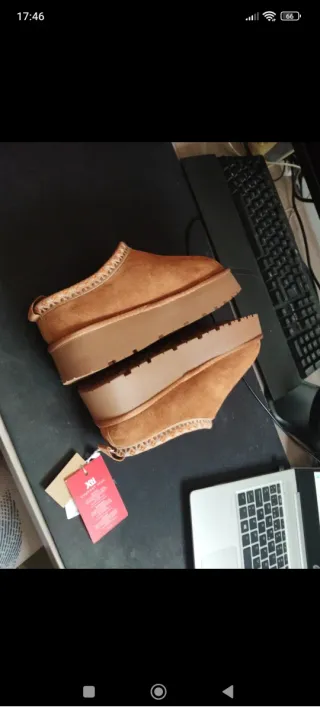 Zapatos tipo australiana marrones