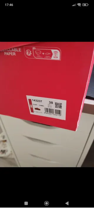 Zapatos tipo australiana marrones