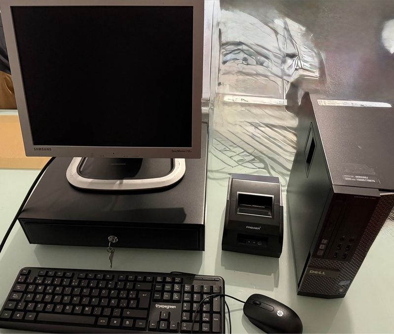 DELL OPTIPLEX 980i5 + caja registradora