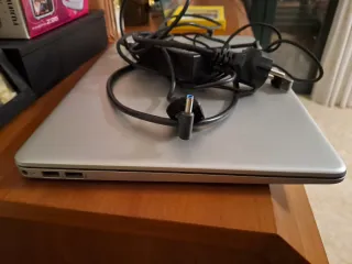 Ordenador Portátil HP Plata y Negro