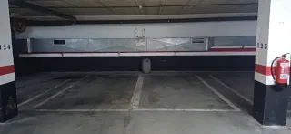 Alquilo parcela de garaje