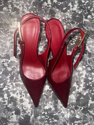 Tacchi rossi in vernice