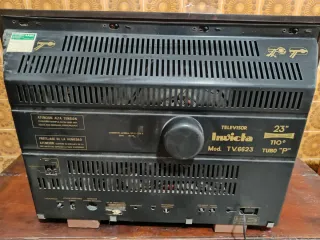 Televisor Invicta 6623  UHF Años 60