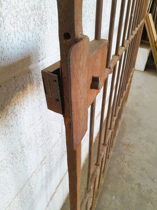 Cancelas de forja antiguas