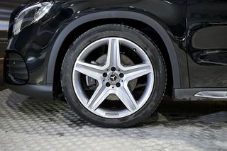 Mercedes GLA MERCEDES-BENZ  GLA 220 d