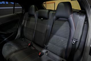 Mercedes GLA MERCEDES-BENZ  GLA 220 d