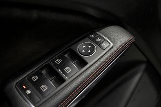 Mercedes GLA MERCEDES-BENZ  GLA 220 d