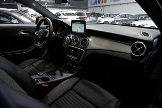 Mercedes GLA MERCEDES-BENZ  GLA 220 d