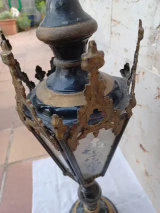 Antigua lámpara religiosa cruzada