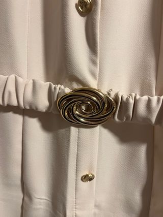 Vestido Zara Beige con Cinturón