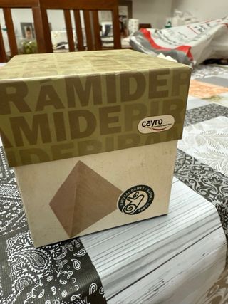 Puzzle de madera pirámide Cayro