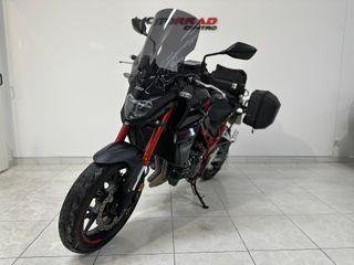 HONDA CB750F HORNET - MUCHOS EXTRAS!!