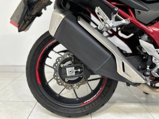 HONDA CB750F HORNET - MUCHOS EXTRAS!!