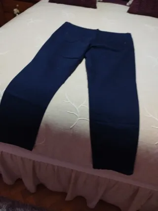 Pantalones tobilleros azul marino