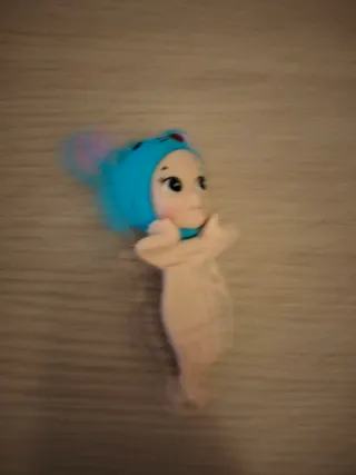 Sony Angels figura conejito rosa