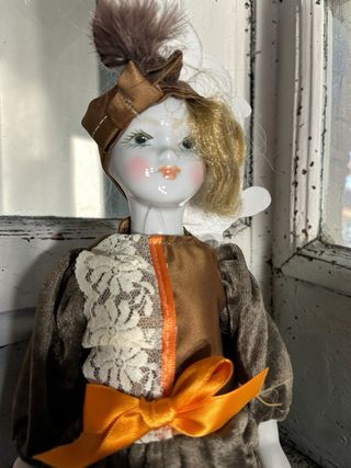 Muñeca Porcelana Vintage 40cm Terciopelo