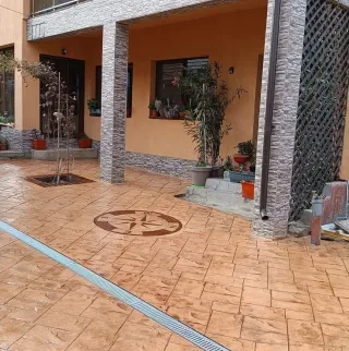 Pavimento hormigón impreso y pulido