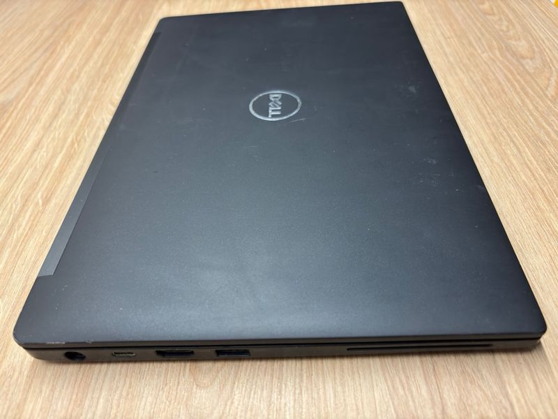 Dell Laptop Latitude 7390 afbeelding 2