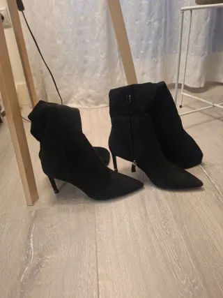 Botas altas negras tacón 8cm Maximo dutti