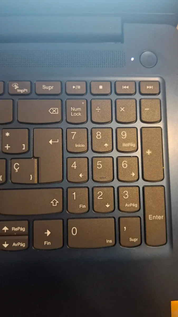 Lenovo IdeaPad Slim 3 15AMN8 Azul afbeelding 3