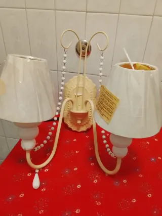 Applique a due luci beige/bianco