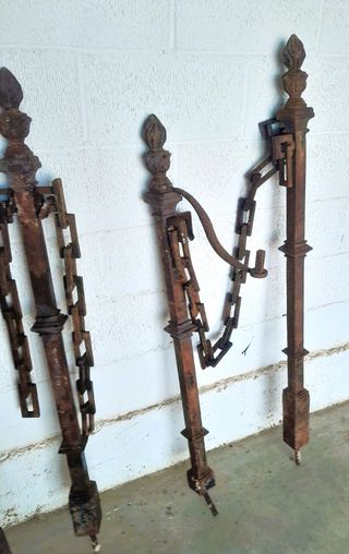 Cadenas de hierro forjado antiguas