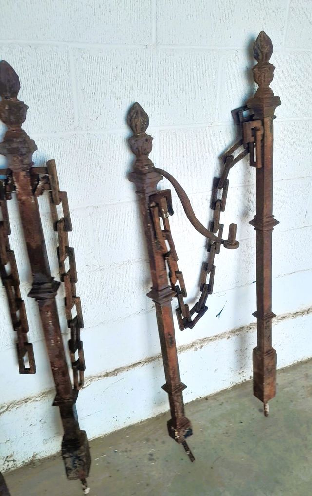 Cadenas de hierro forjado antiguas