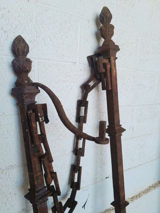 Cadenas de hierro forjado antiguas