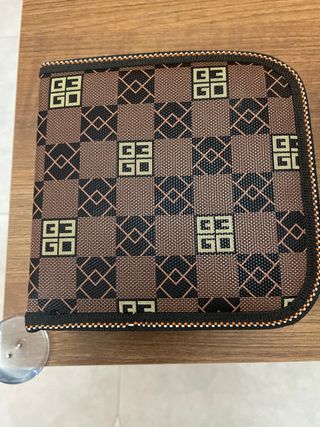 Funda DVD Givenchy Marrón Cuadros