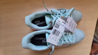 Zapatillas Adidas Breaknet Azul Claro y Rosa