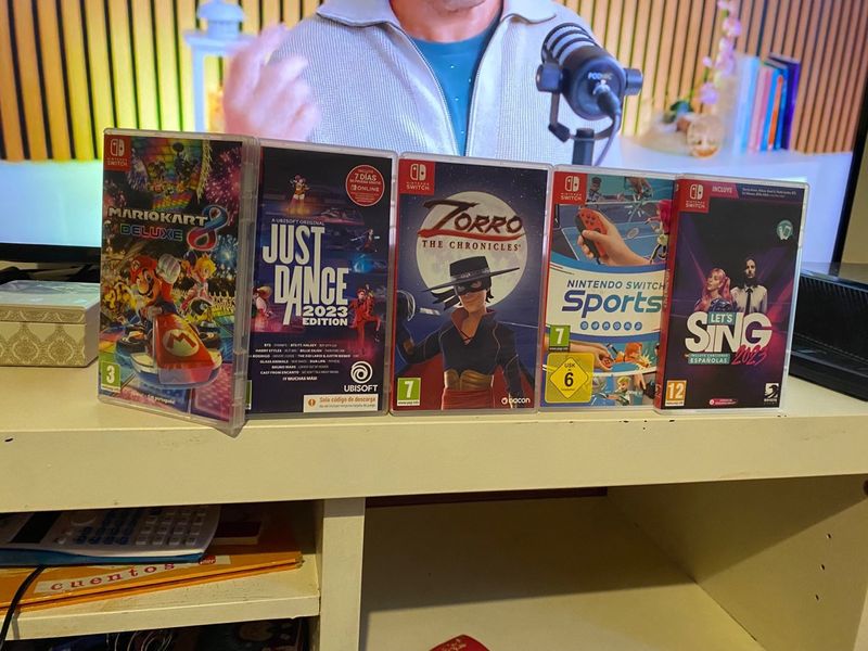 Nintendo Switch Joy-Con Azul y Naranja con juegos afbeelding 2