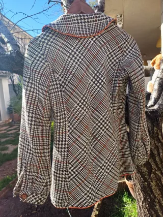 Abrigo mujer estampado cuadros