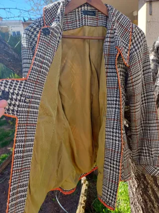 Abrigo mujer estampado cuadros