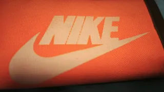 Cartera Nike Naranja