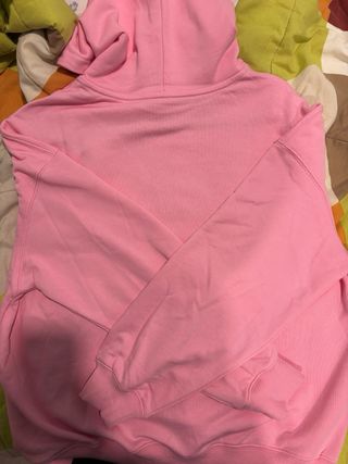 Sudadera Cold Culture Rosa con Estrellas Rojas