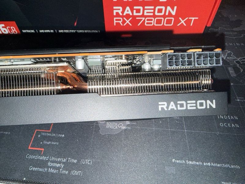 Tarjeta Gráfica PowerColor Radeon RX 7800 XT afbeelding 5