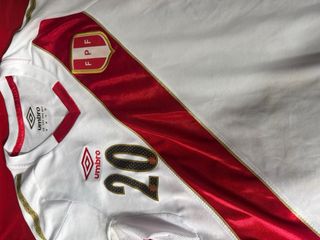 Camiseta Umbro Peru 20