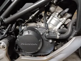 Honda CB125R Negra/Plata Moto 125cc