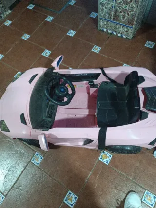 Coche rosa niña con mando a distancia