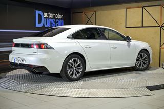 Peugeot 508 Hybrid   5P Allure 225 eEAT8