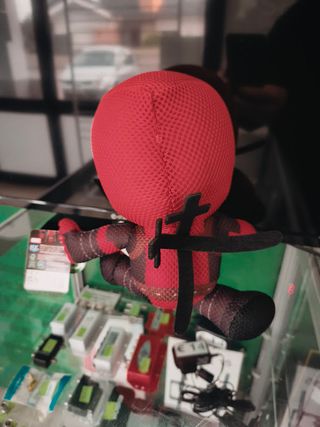 Peluche Deadpool Marvel 30cm Pensativo