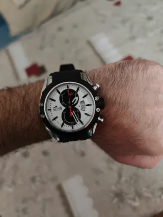 Reloj Lotus Quartz Cronógrafo 15743